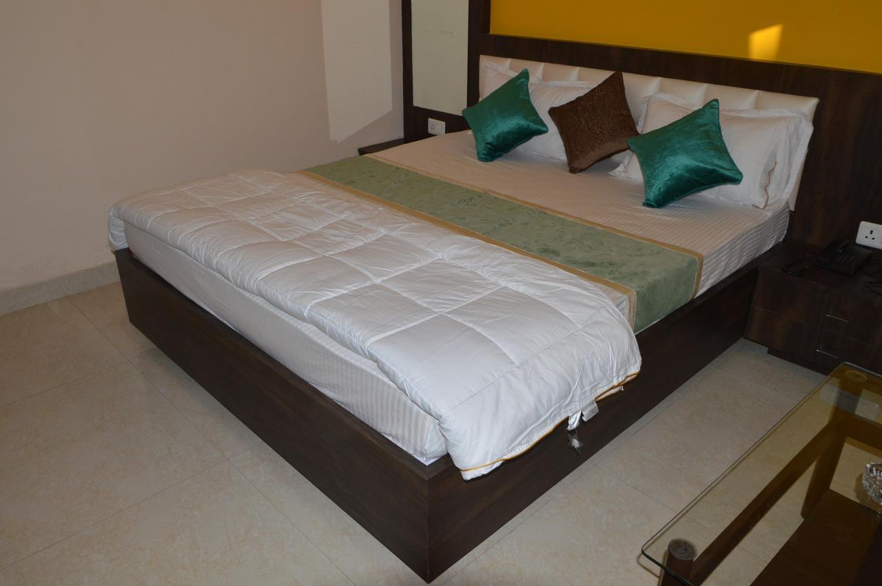 Hotel Ab Palace Jamshedpur Extérieur photo
